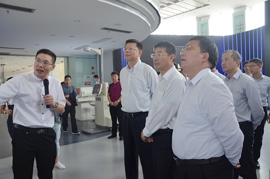 L(zhng)mͬͨhF(tun)콡